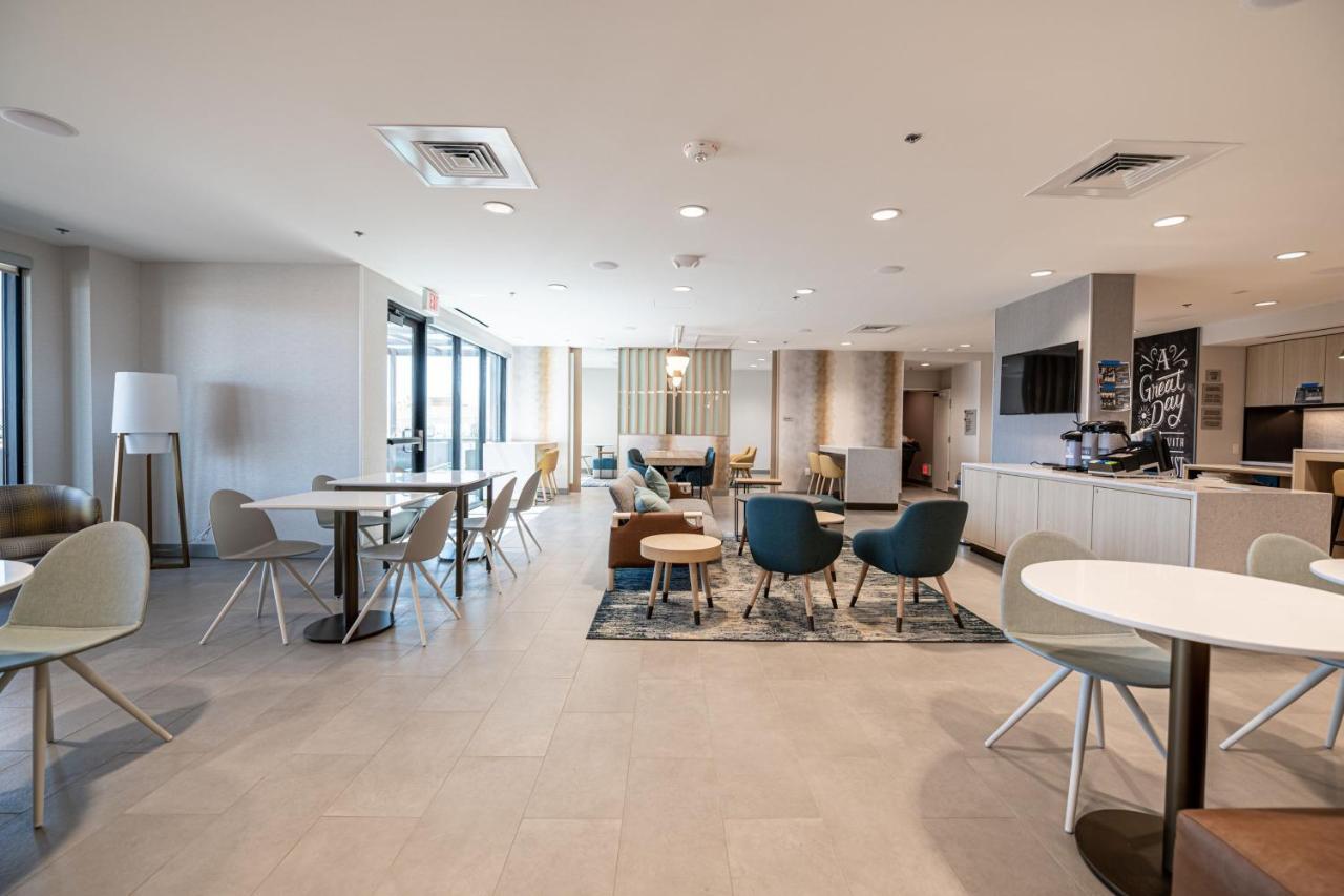 Towneplace Suites By Marriott Las Vegas North I-15 Екстериор снимка
